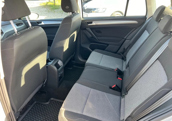 Volkswagen Golf Sportsvan cena 44900 przebieg: 222000, rok produkcji 2015 z Myszków małe 667
